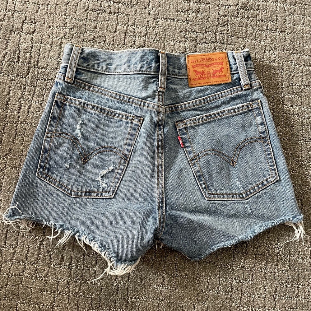 Levi Shorts